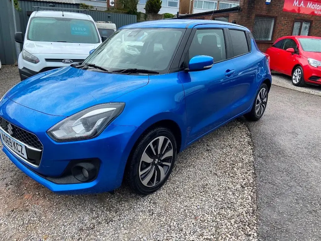 Usado Suzuki Swift SZ5 111 HP (81 kW) 2019 Azul Citadino