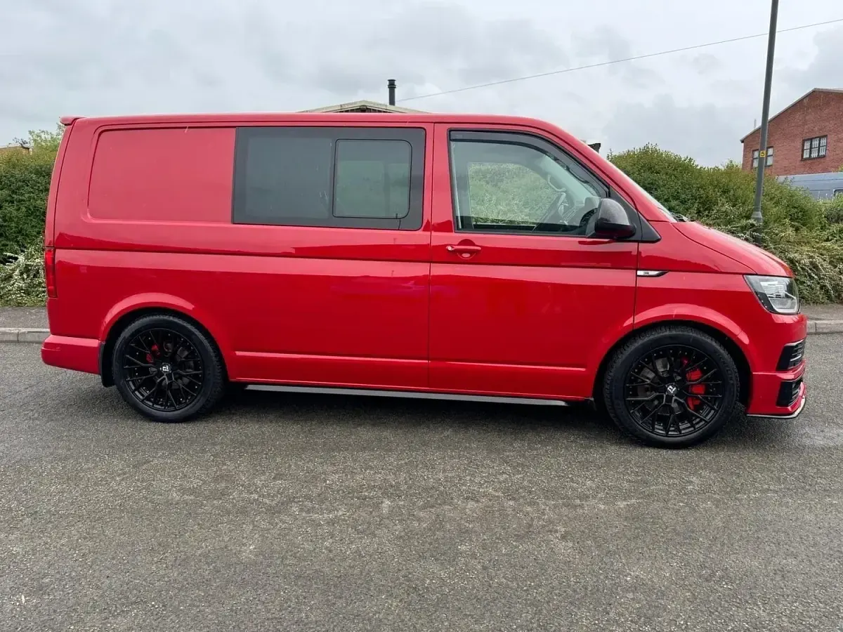 Usado VW Transporter Highline 2018 Rojo Van