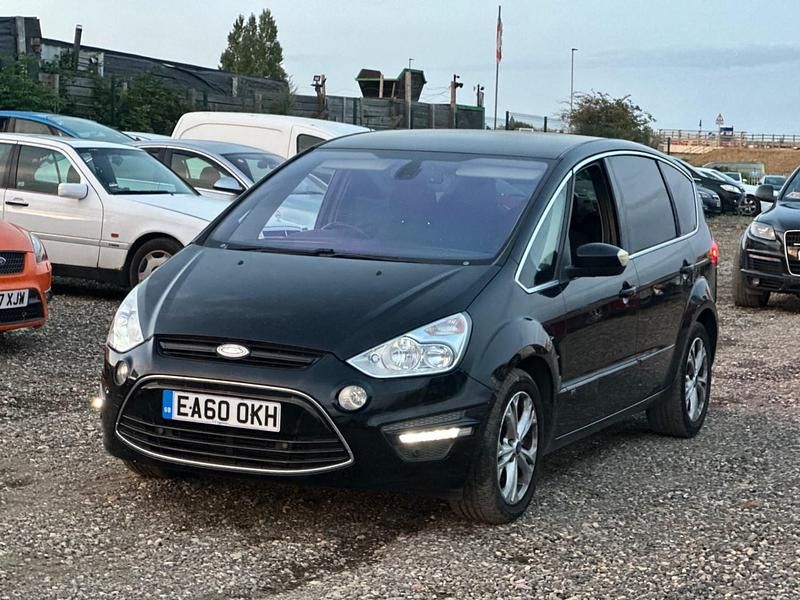 Used Ford S-MAX Titanium 140 HP (102 kW) 2010 Black MPV