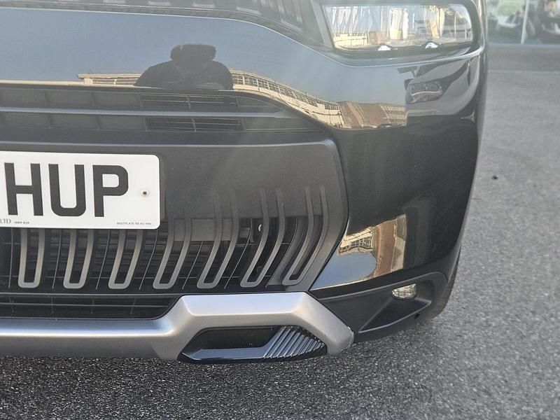 Used Citroën C3 Aircross PureTech 128 HP (94 kW) 2024 Black SUV