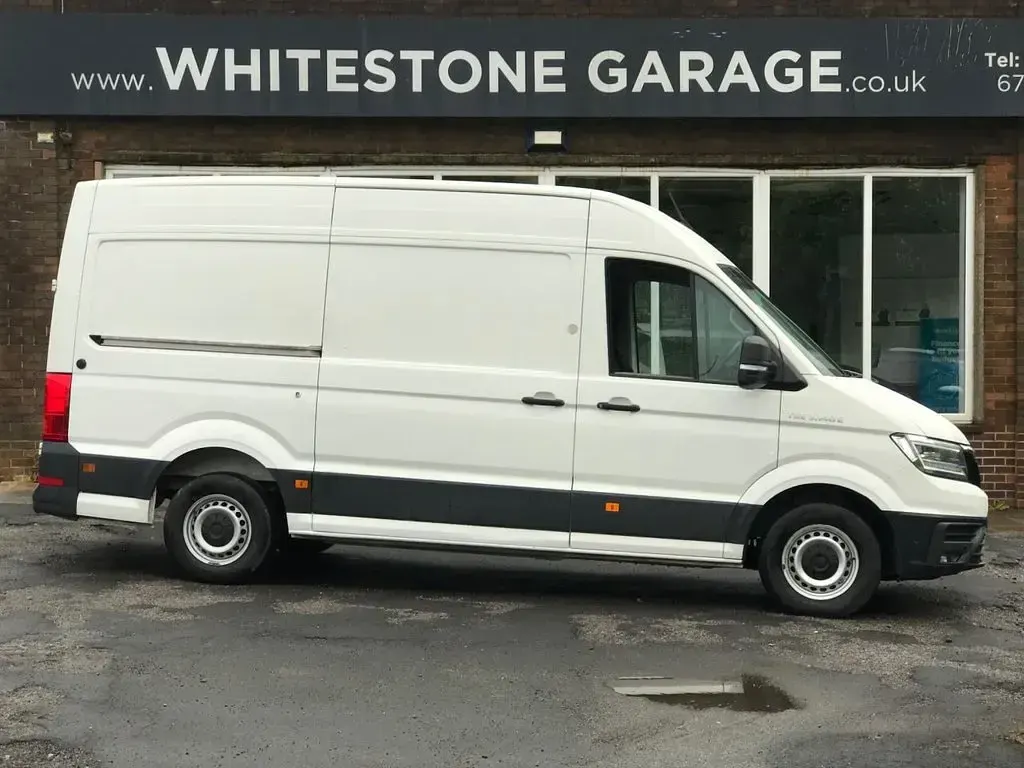 Used MAN TGE 100 kW (136 HP) 2021 White Van