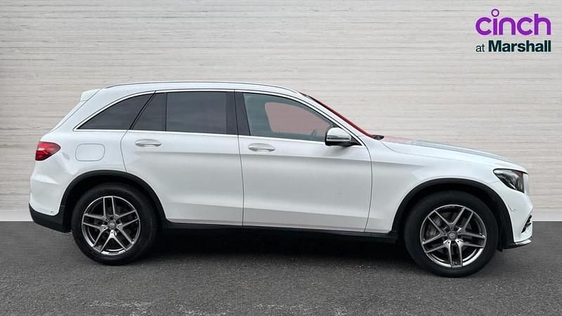 Second-hand Mercedes GLC220 AMG Line Premium 170 CP (125 kW) 2016 Alb