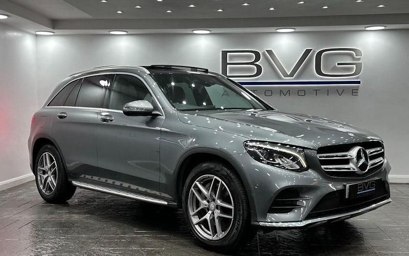 Used 2018 Mercedes E250 AMG Line Premium Estate | £17,494 (Good price) - Image 1/2