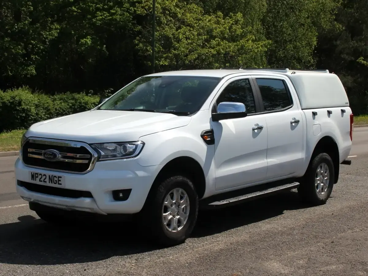 Käytetty Ford Ranger XLT 170 HP (125 kW) 2022 Nouto