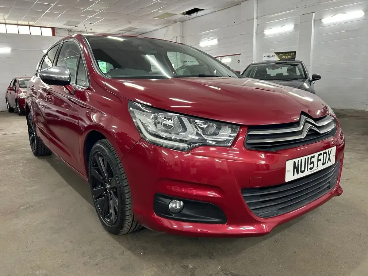 Used Citroën C4 Flair 2015 Red Hatchback