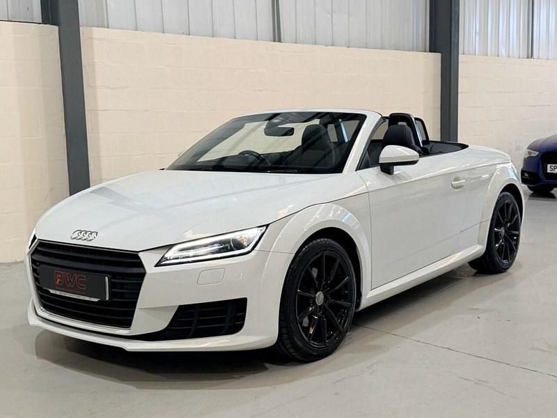 Used Audi TT Roadster Sport 184 HP (135 kW) 2015 White Cabriolet
