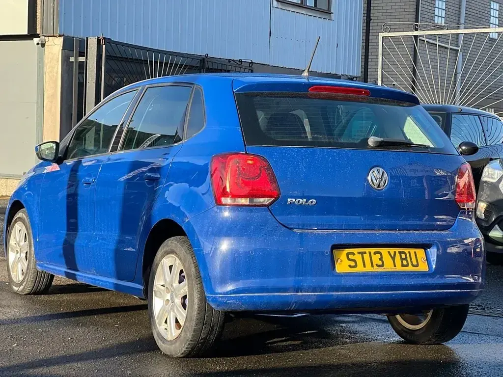 Used VW Polo Edition 60 HP (44 kW) 2013 Blue Hatchback