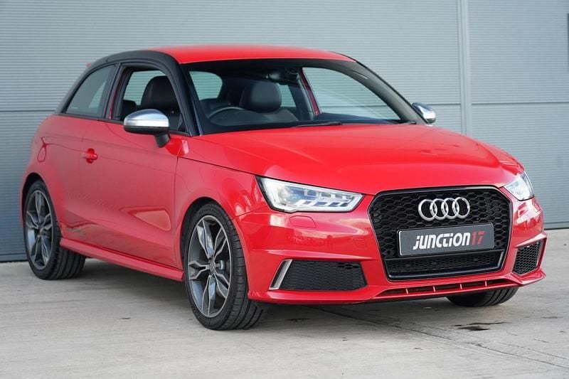 Usado Audi S1 Advanced 231 HP (169 kW) 2014 Vermelho Citadino