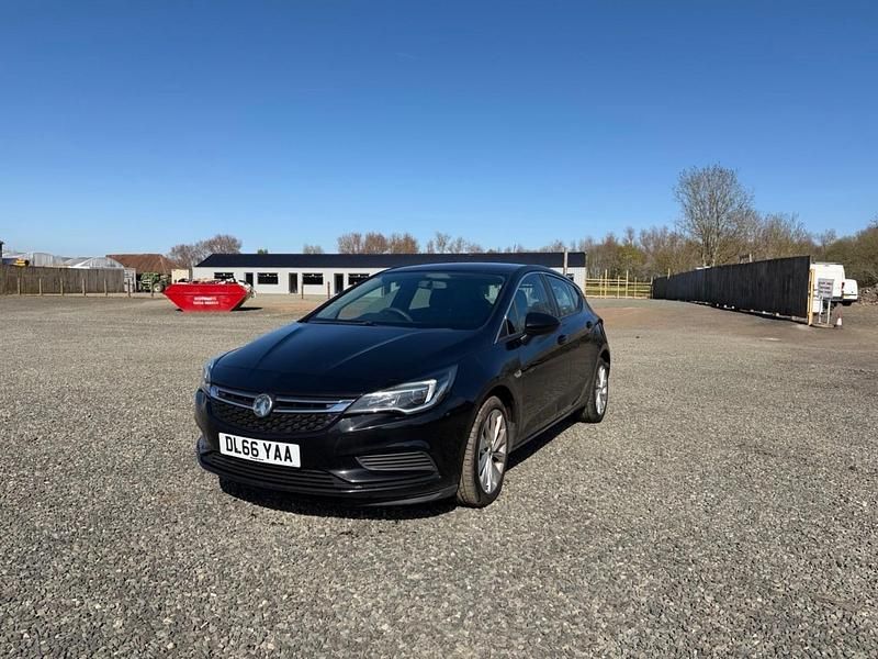 Used Vauxhall Astra Design Edition 2016 Black Hatchback