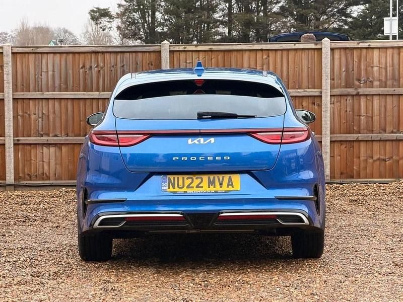 Used Kia ProCeed GT-Line 158 HP (116 kW) 2022 Blue Estate
