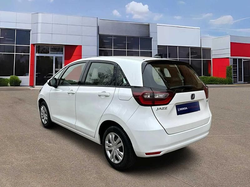 Used Honda Jazz Hybrid 109 HP (80 kW) 2021 White Hatchback