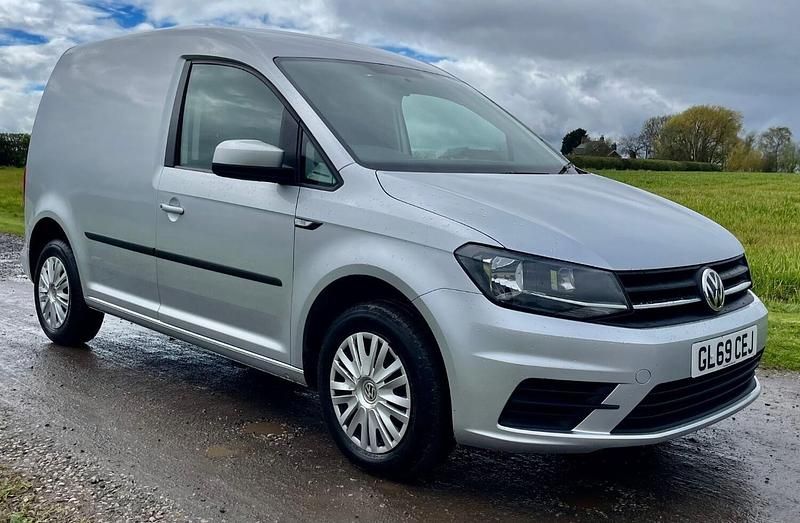 Used VW Caddy Trendline 102 HP (75 kW) 2019 Silver MPV