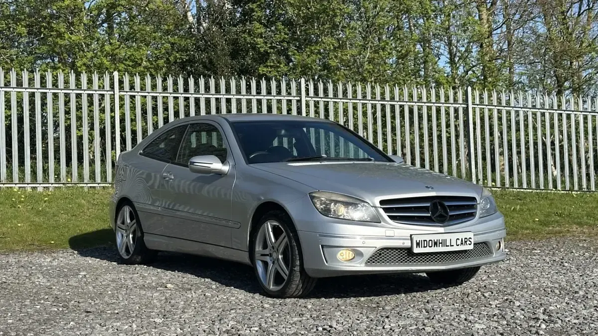 Begagnad Mercedes CLC180 2010 Silver Halvkombi