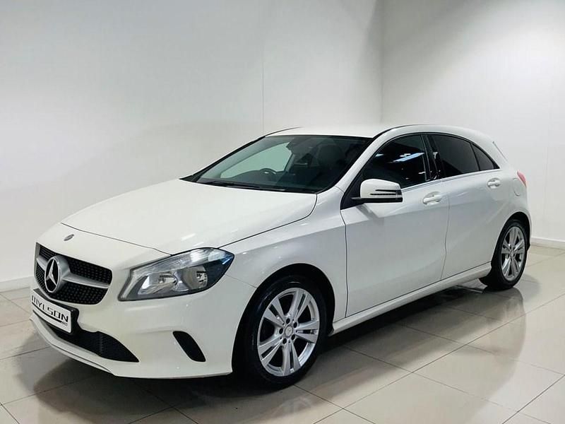 Used Mercedes A180 109 HP (80 kW) 2016 White Hatchback