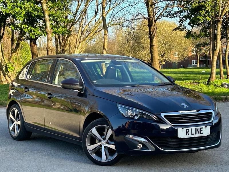Used Peugeot 308 Allure 130 HP (95 kW) 2017 Blue Hatchback