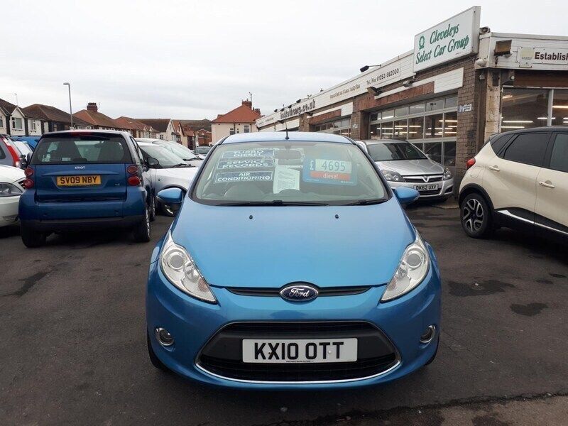 Blue Used 2010 Ford Fiesta Zetec Hatchback | £3,195 (Expensive) - Image 1/4