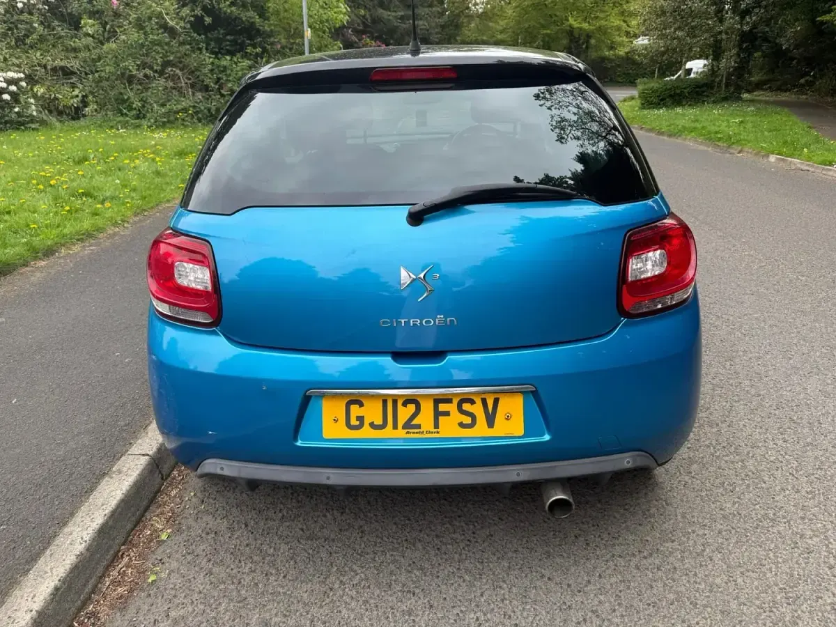 Używany Citroën DS3 2012 Niebieski Hatchback