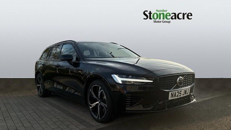 Black New 2025 Volvo V60 Plus Estate | £43,699 (Fair price) - Image 1/3