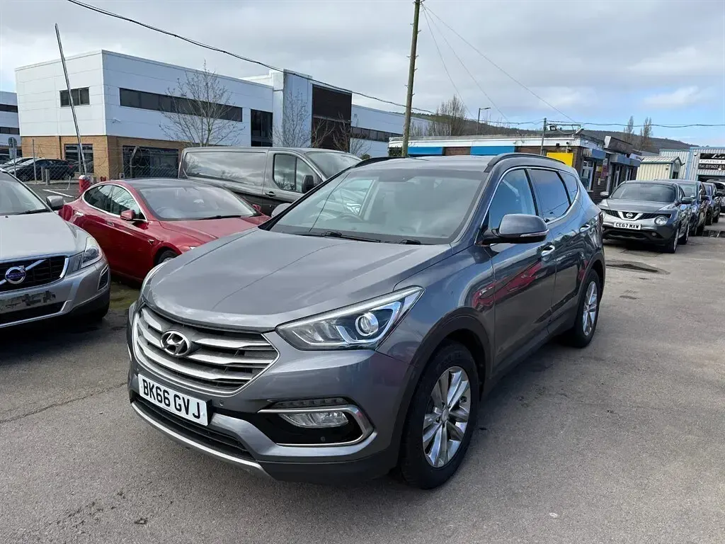Used Hyundai Santa Fe Premium 2016 Grey SUV