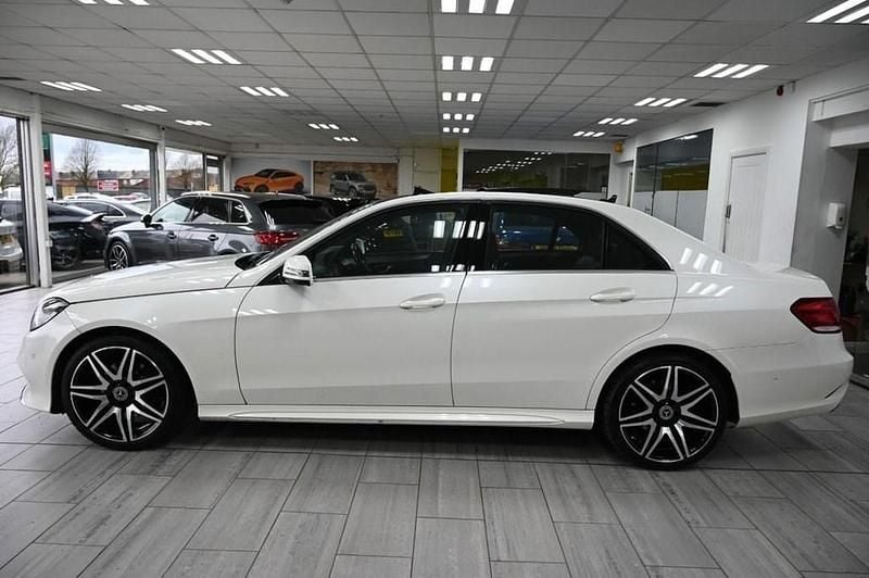 Used Mercedes E220 AMG 170 HP (125 kW) 2014 White Sedan