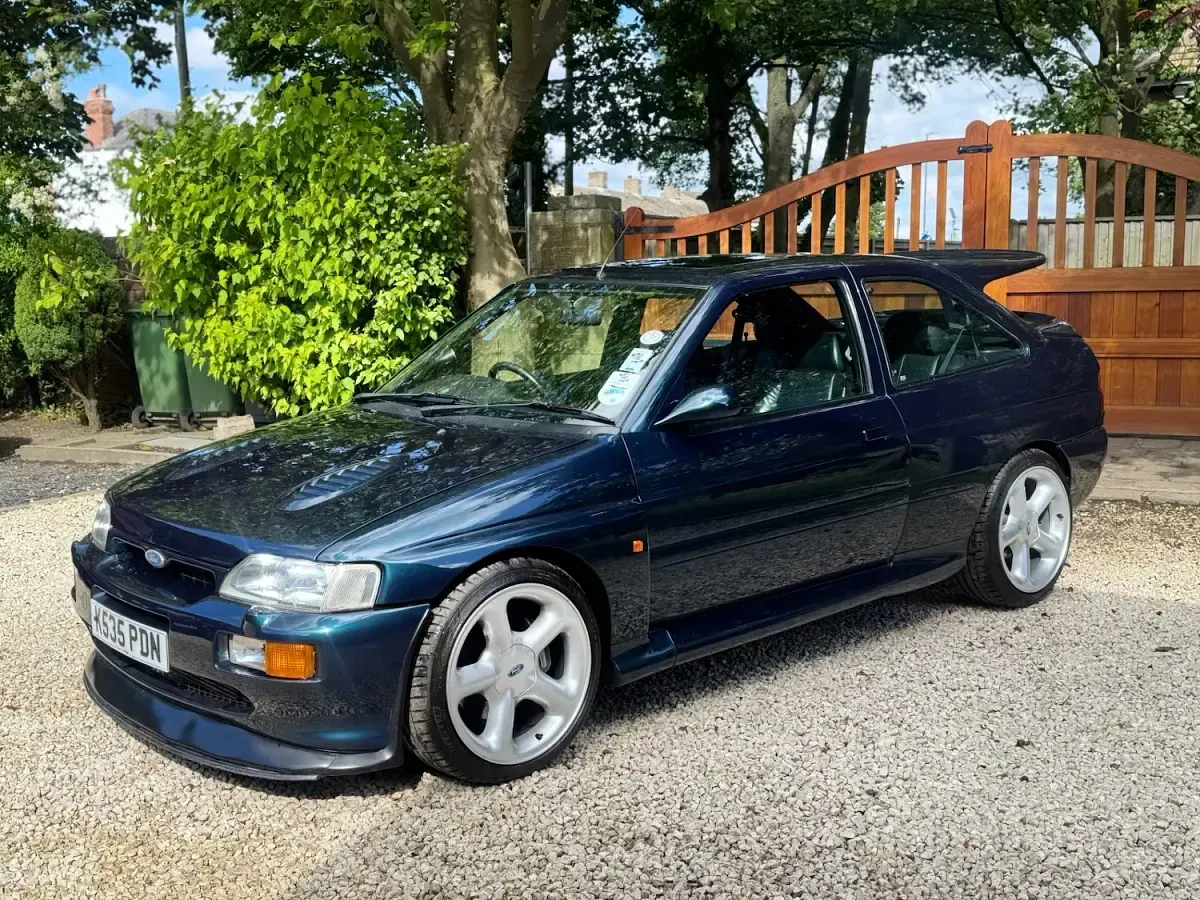 Used Ford Escort RS 227 HP (166 kW) 1993 Green Hatchback