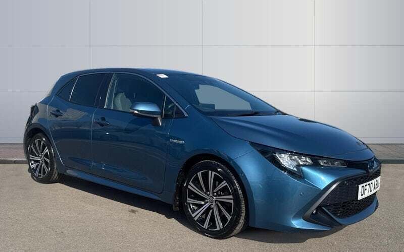 Second-hand Toyota Corolla Design 122 CP (89 kW) 2022 Hatchback