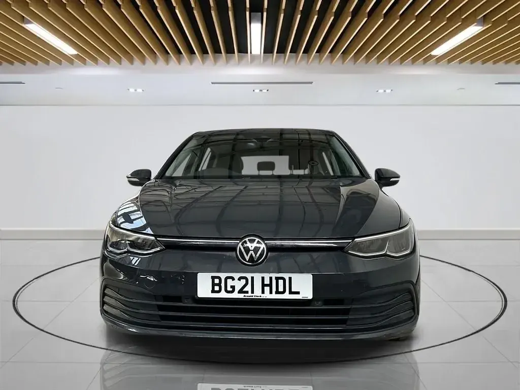 Usado VW Golf VII S 130 HP (95 kW) 2021 Cinzento Citadino