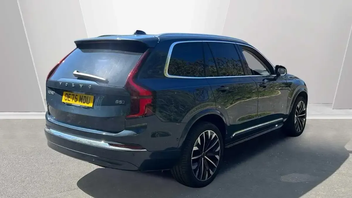 Used Volvo XC90 Ultra 455 HP (334 kW) 2025 Blue SUV