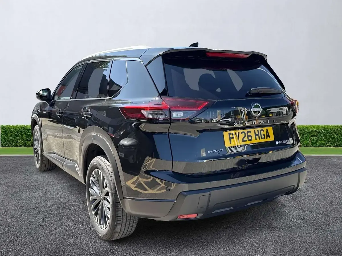 New Nissan X-Trail N-Connecta 213 HP (156 kW) 2026 Diamond black SUV