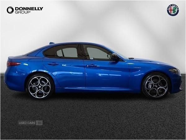 Used Alfa Romeo Giulia Veloce 276 HP (202 kW) 2022 Blue Sedan