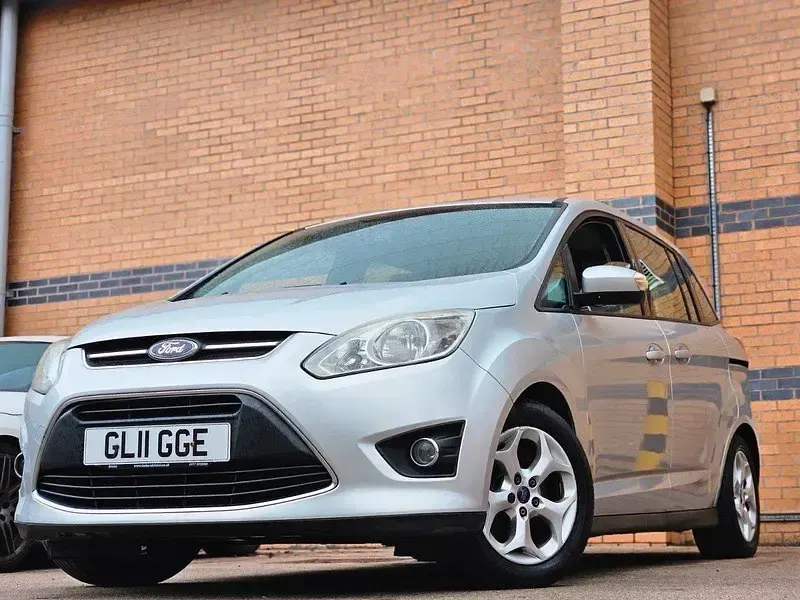 Begagnad Ford C-MAX Zetec 115 HK (84 kW) 2011 Silver Minibuss