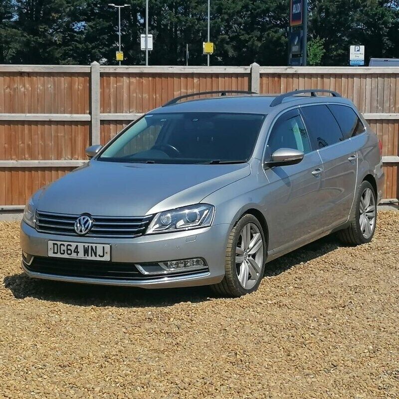 Silver Used 2014 VW Passat Executive Estate | £8,300 (Fair price) - Image 1/4