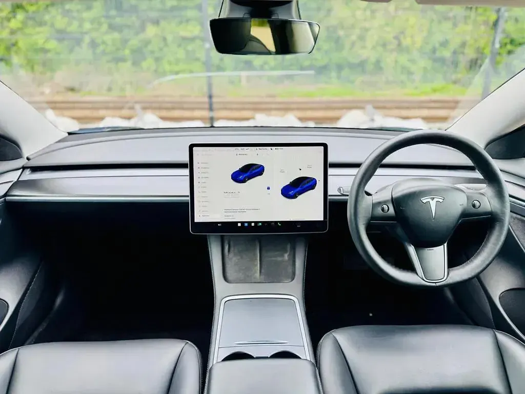 Used Tesla Model 3 235 kW (320 HP) 2022 Sedan