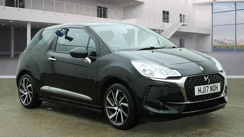 Used DS Automobiles DS3 Connected Chic 2017 Black Hatchback