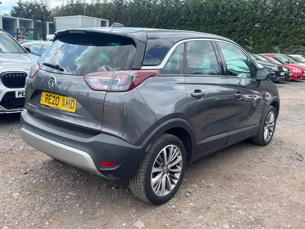 Used Vauxhall Crossland X 130 HP (95 kW) 2020 Grey SUV