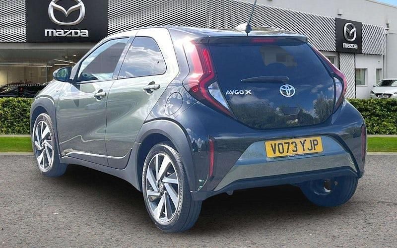 Usado Toyota Aygo X 72 HP (52 kW) 2025 SUV