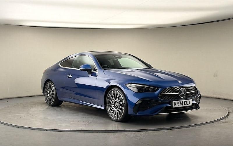 Usado Mercedes CLE450 AMG Line Premium Plus 381 HP (280 kW) 2025 Coupé