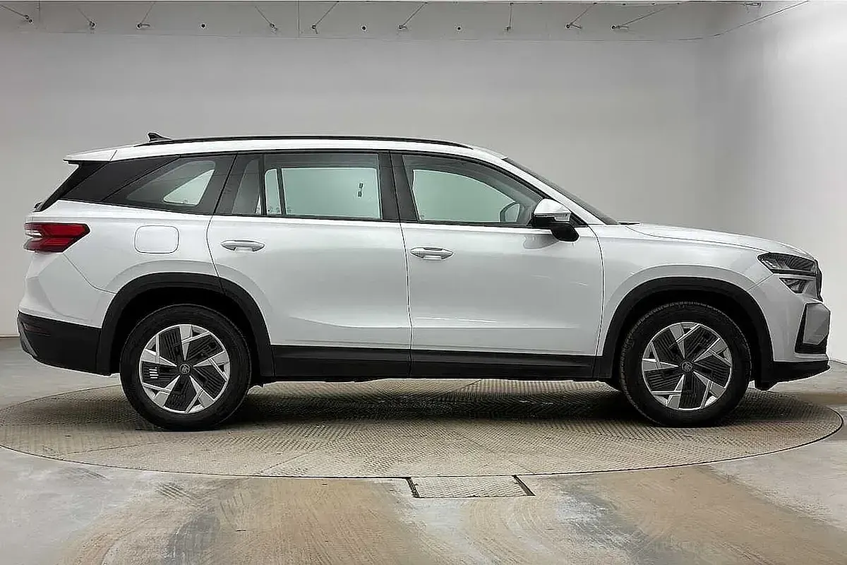 Used Skoda Kodiaq SE 150 HP (110 kW) 2026 Moon white metallic SUV