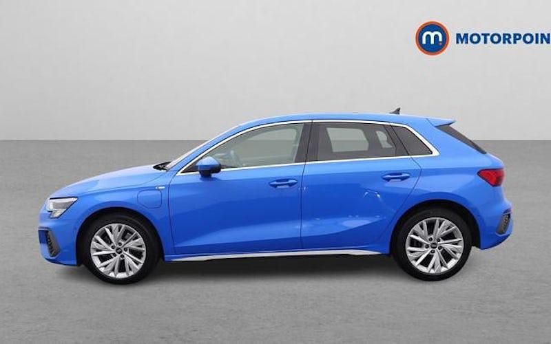 Used Audi A3 Sportback e-tron S-Line 204 HP (150 kW) 2025 Hatchback