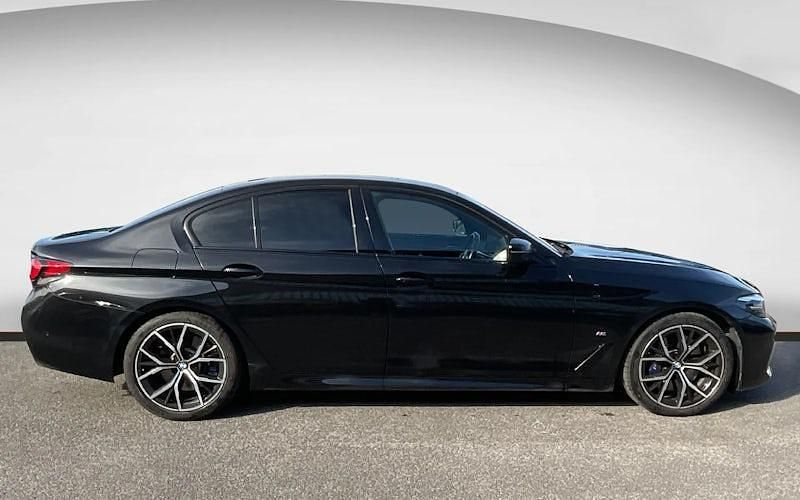 Usado BMW 530 M Sport 286 CV (210 kW) 2022 Negro Berlina