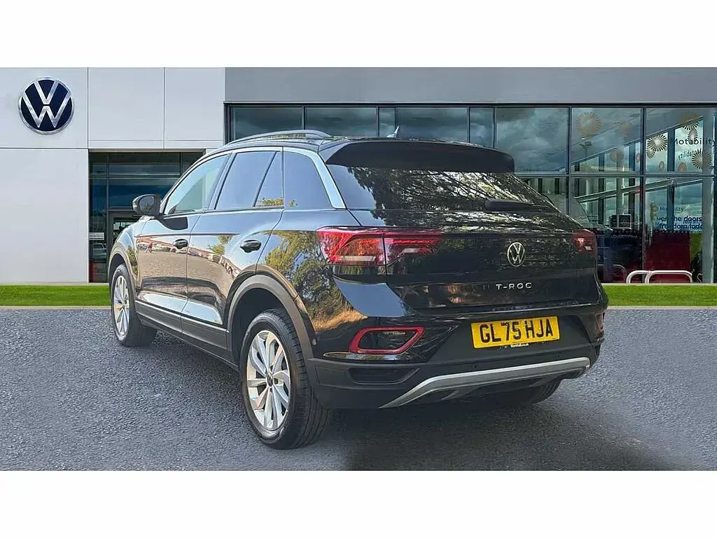 Used VW T-Roc Match 150 HP (110 kW) 2025 Grenadilla black metallic SUV