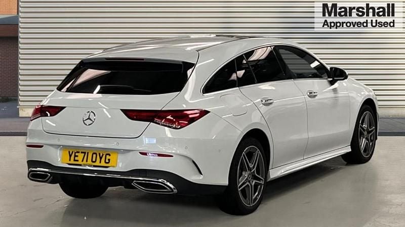 Used Mercedes E250 AMG Line Premium Plus 218 HP (160 kW) 2022 White Estate