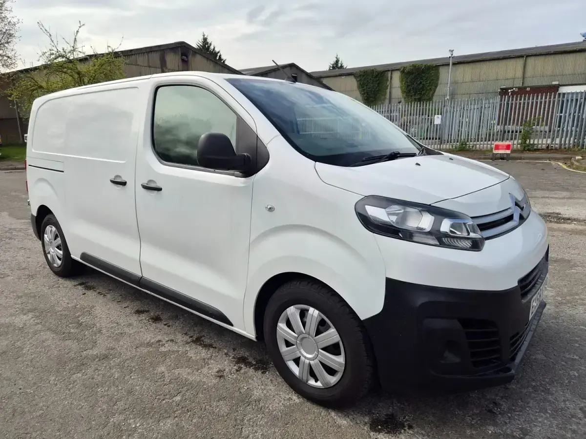 Używany Citroën Dispatch 2018 Biały Minivan