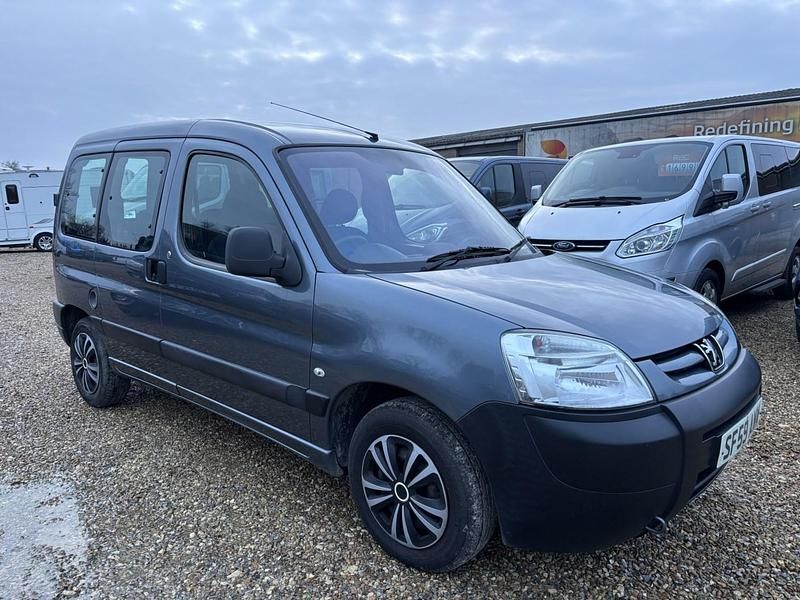 Used Peugeot Partner 2009 Grey MPV