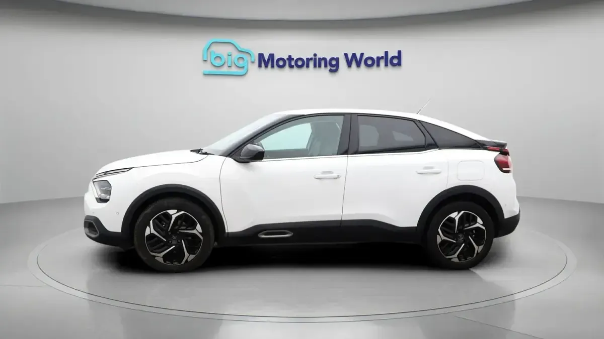 Usado Citroën C4 Shine 2022 Branco Citadino