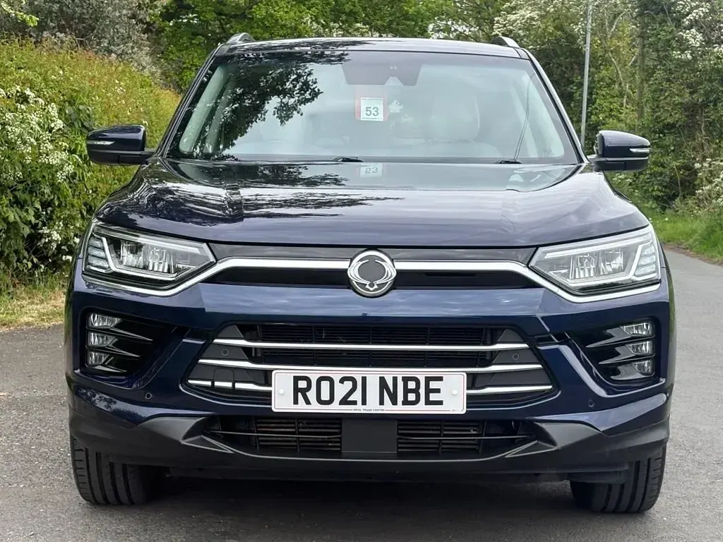 Used SsangYong Korando 163 HP (119 kW) 2021 Blue Estate