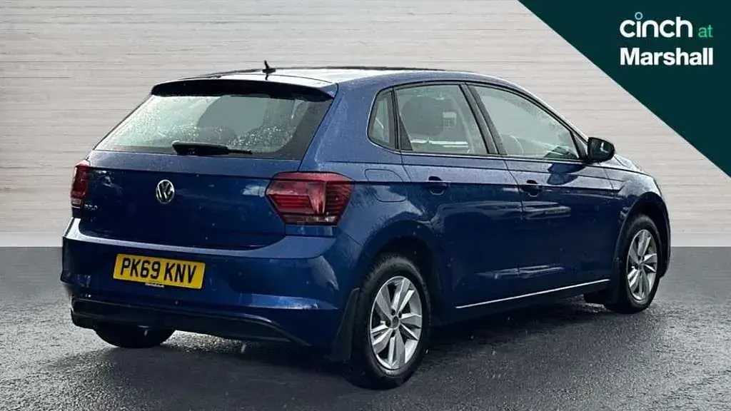 Used VW Polo SE 95 HP (69 kW) 2019 Blue Hatchback