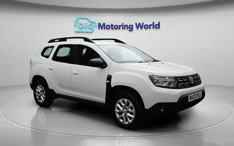 Used Dacia Duster Comfort 116 HP (85 kW) 2022 White SUV