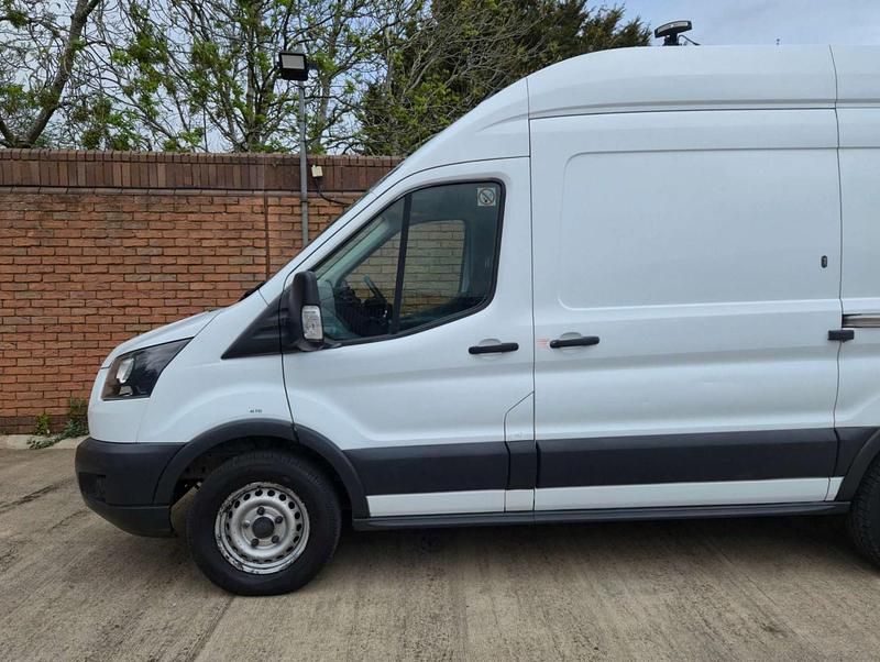 Begagnad Ford Transit 130 HK (95 kW) 2018 Vit Van