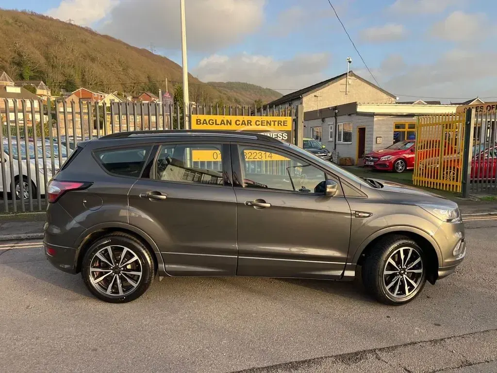 Used Ford Kuga ST-Line 120 HP (88 kW) 2018 Grey SUV